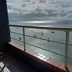 Yacht Coast Beira Mar