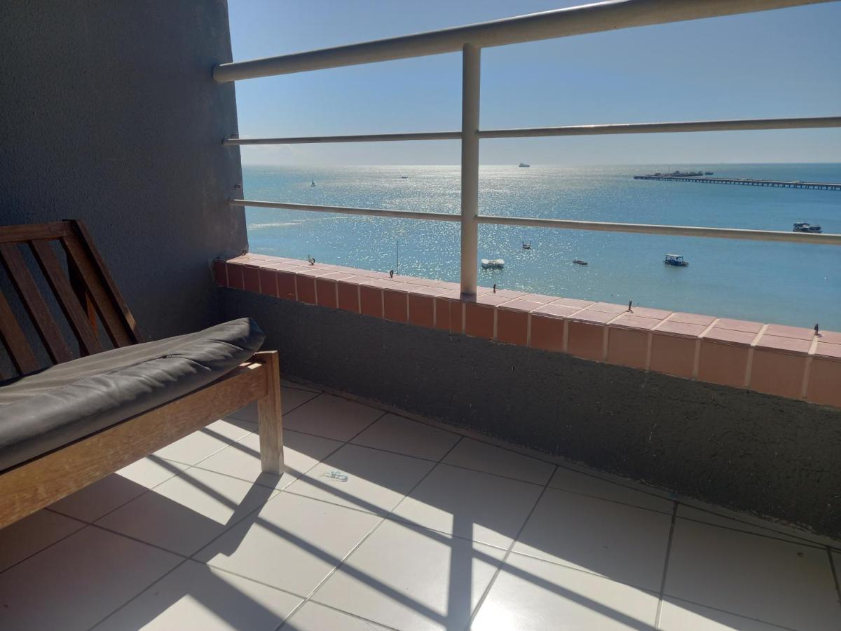 Yacht Coast Beira Mar *